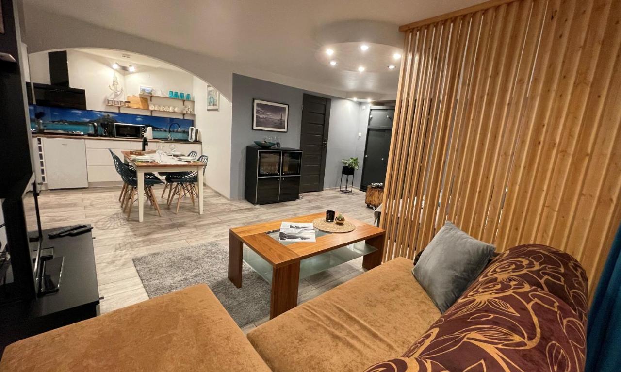 Apartamenty Pod Uwalonym Debem Jezow Sudecki 外观 照片