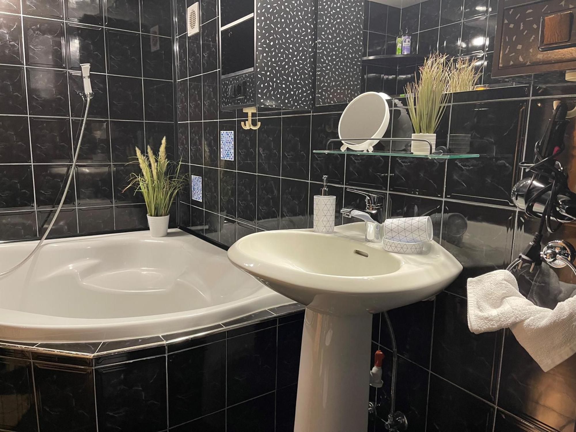 Apartamenty Pod Uwalonym Debem Jezow Sudecki 外观 照片